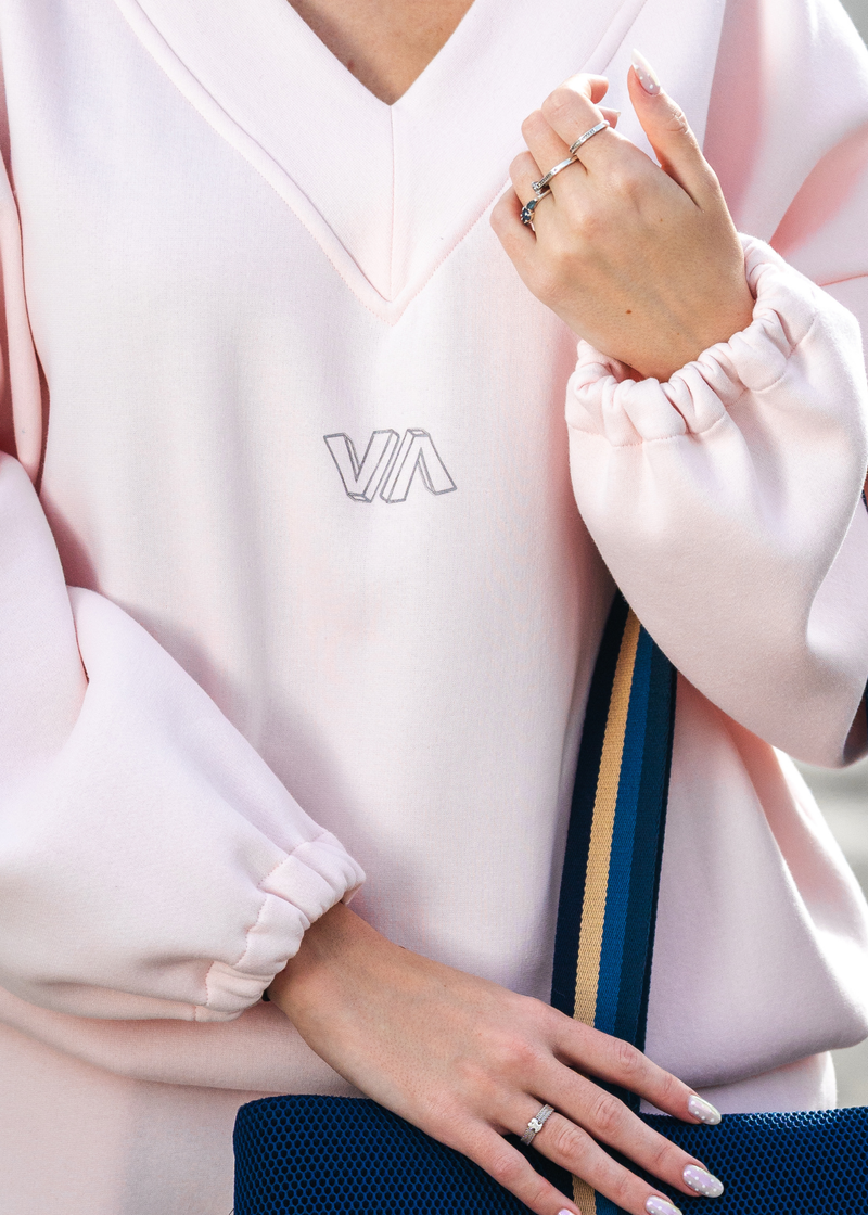 HOODIE V-NECK SALMON