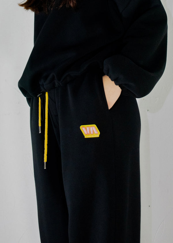 JOGGER BARREL - NEGRO